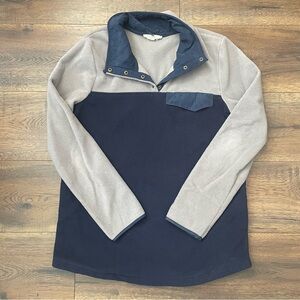 Entro Pullover Sweatshirt